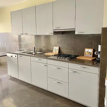 Apartamento Charming Apt. *