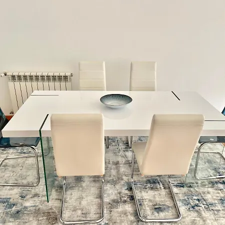 Charming Apt. Apartament *