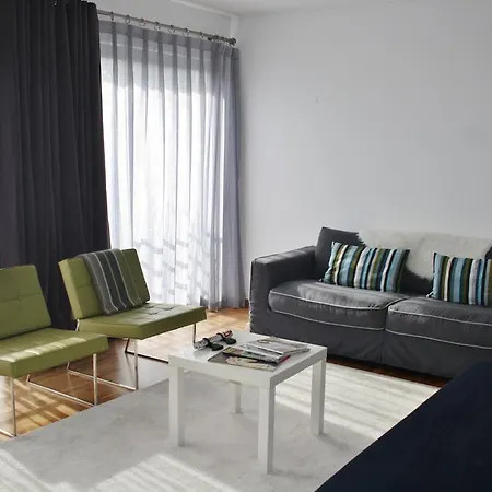 Apartament Charming Apt. Віавіа